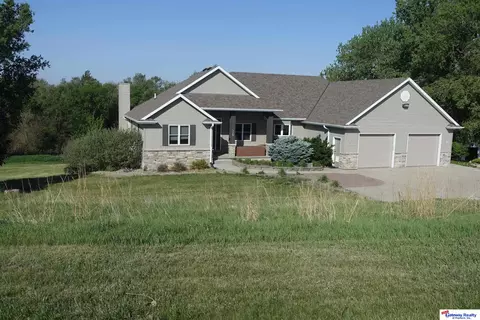 729 Arneal Rd, North Bend, NE 68649