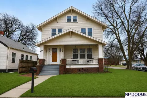 345 W 8th St, Fremont, NE 68025