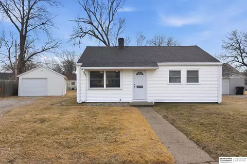 2118 Elm St, Fremont, NE 68025