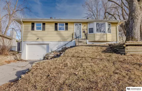 5103 S 92nd St, Omaha, NE 68127