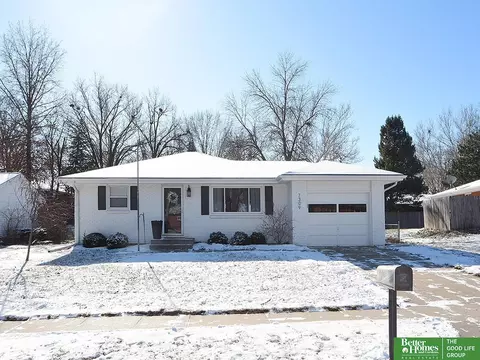 7309 S Wedgewood Dr, Lincoln, NE 68510