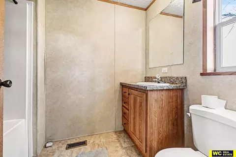 Bath - 950 Bridge St, Scribner, NE 68057 photo 1 of 2