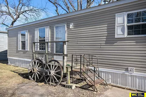 Exterior - 950 Bridge St, Scribner, NE 68057 photo 1 of 3