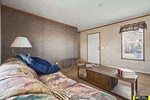 Living - 950 Bridge St, Scribner, NE 68057 photo 1 of 3