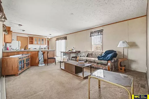 Living - 950 Bridge St, Scribner, NE 68057 photo 2 of 3
