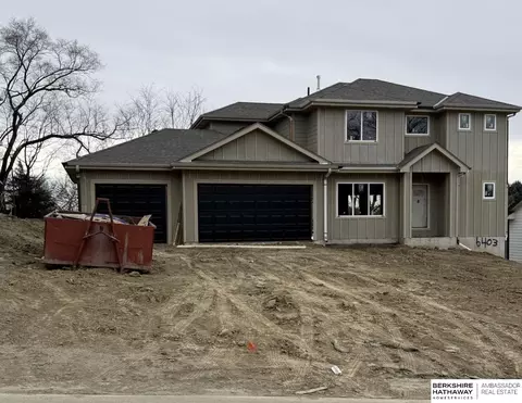 6403 Girard St, Omaha, NE 68152