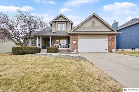 15708 Audrey St, Omaha, NE 68136