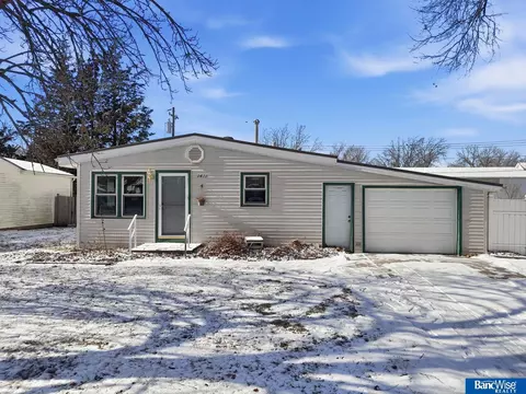 1411 N 53rd St, Lincoln, NE 68504
