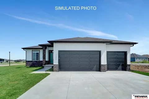 1631 W Trout Dr, Lincoln, NE 68521