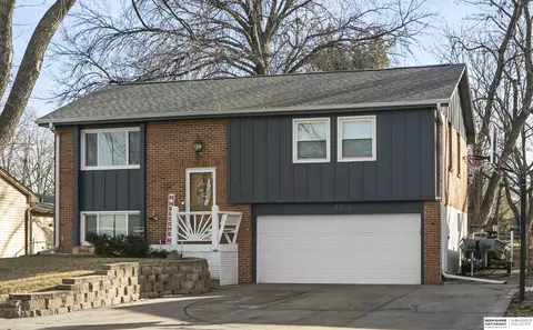 4920 S 47th St, Lincoln, NE 68516