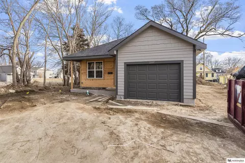 2607 Spencer St, Omaha, NE 68111