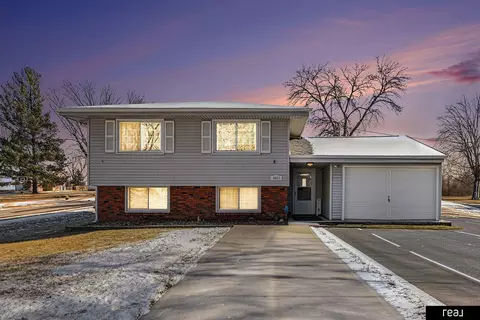 6605 S 86 St, Omaha, NE 68127