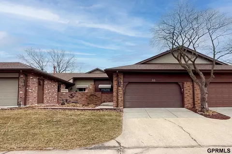 7500 South St #16, Lincoln, NE 68506