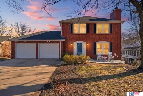 3920 S 32nd Pl, Lincoln, NE 68502
