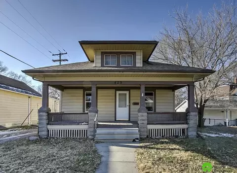 429 N 33rd St, Lincoln, NE 68503