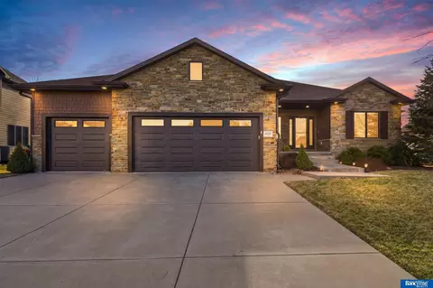 5400 S 90th St, Lincoln, NE 68526