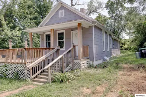 3919 Miami St, Omaha, NE 68111