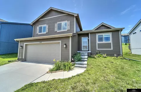 7720 N 108 St, Omaha, NE 68142