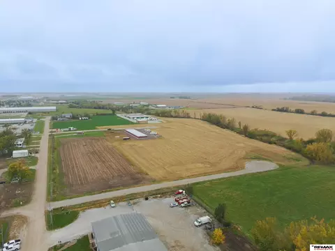 998 Spruce St, Seward, NE 68434
