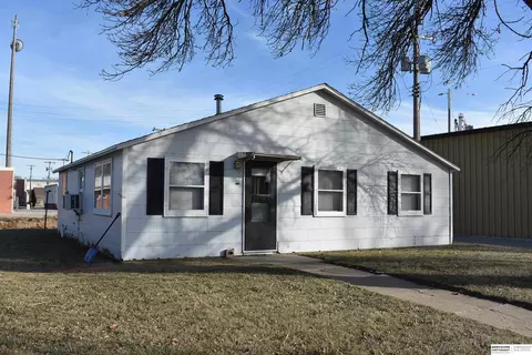 731 Chestnut St, North Bend, NE 68649