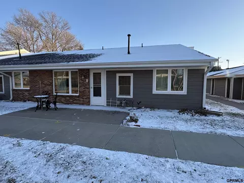 1824 14th Ave #101, Nebraska City, NE 68410