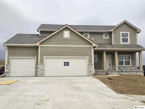 11105 N 162 Cir, Bennington, NE 68007