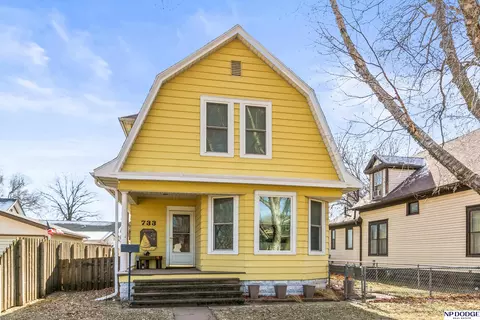 733 E 3 St, Fremont, NE 68025