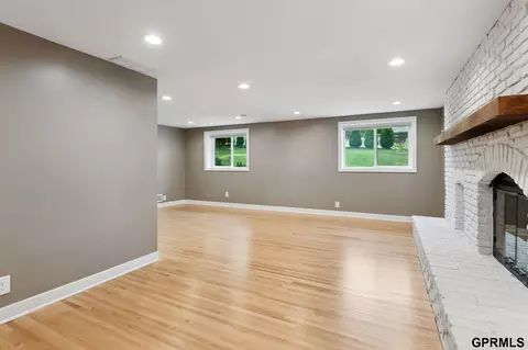 Living - 9334 Spring St, Omaha, NE 68124 photo 5 of 5