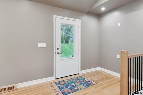 Entry Way - 9334 Spring St, Omaha, NE 68124 photo 1 of 1