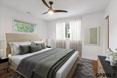 Bedroom - 9334 Spring St, Omaha, NE 68124 photo 1 of 10