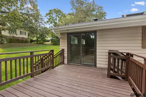 Exterior - 9334 Spring St, Omaha, NE 68124 photo 9 of 9