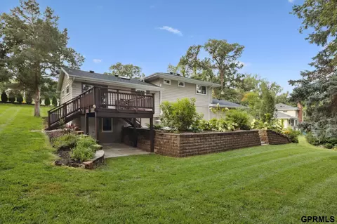 Exterior - 9334 Spring St, Omaha, NE 68124 photo 3 of 9