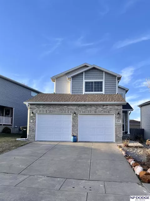 7642 Glynoaks Dr, Lincoln, NE 68516