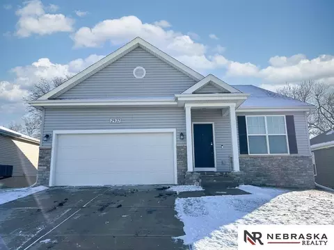 2937 W Peach St, Lincoln, NE 68522