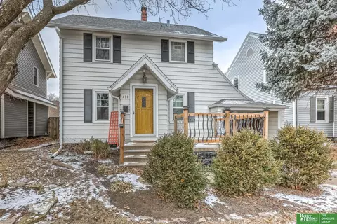 410 S 48th Ave, Omaha, NE 68132
