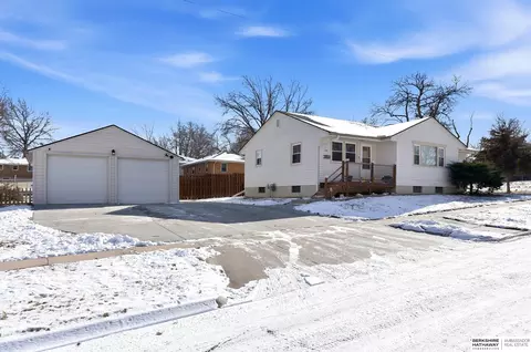 1310 N 67th St, Lincoln, NE 68505