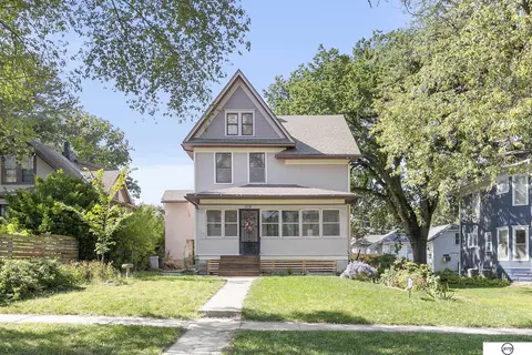 319 S 30th St, Lincoln, NE 68510
