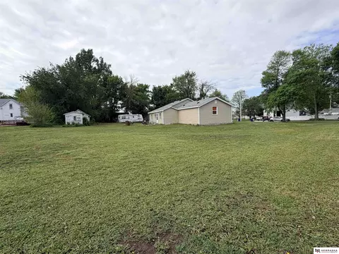 Exterior - 310 S 7th St, Lyons, NE 68038 photo 2 of 4