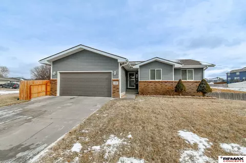 2966 W Rose St, Lincoln, NE 68522