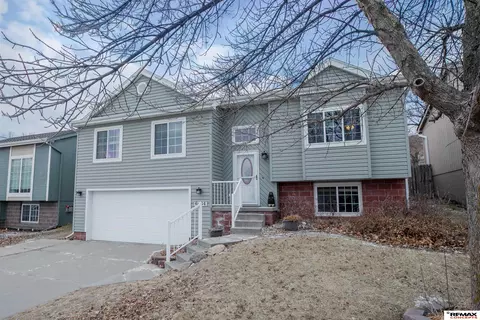 6434 N 149th Ave, Omaha, NE 68116
