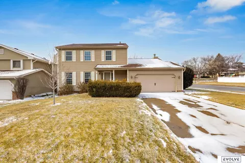 10102 S 14 St, Bellevue, NE 68123