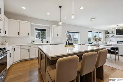 Kitchen - 21359 E Cir, Elkhorn, NE 68022 photo 5 of 7