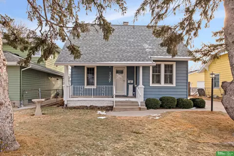 1327 Z St, Omaha, NE 68107
