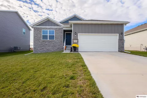 11606 S 191st Ave, Gretna, NE 68028