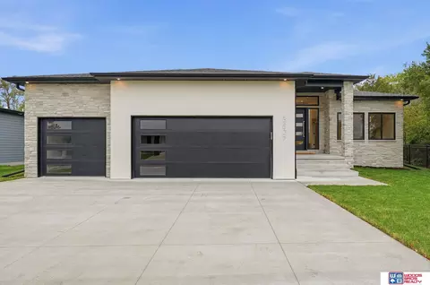 3507 Kilkee Rd, Lincoln, NE 68520