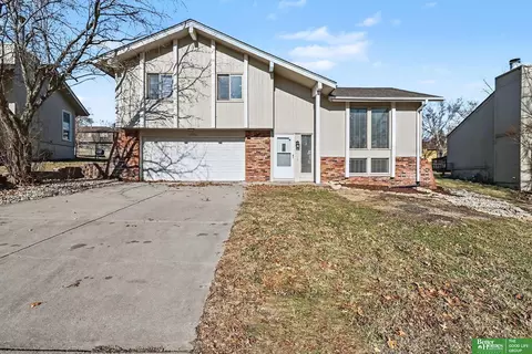 12914 Ohio Cir, Omaha, NE 68164