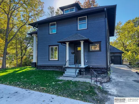 2435 South St, Lincoln, NE 68502