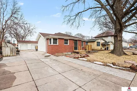 5428 Normal Blvd, Lincoln, NE 68506