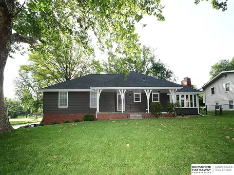 605 S 126 St, Omaha, NE 68154