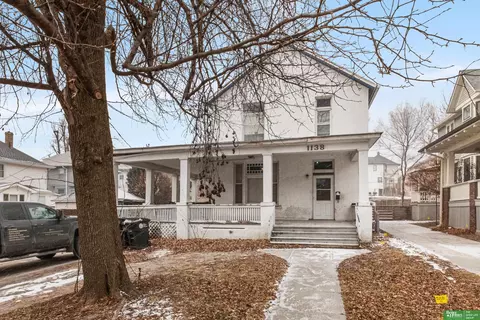 1138 S 30th Ave, Omaha, NE 68105